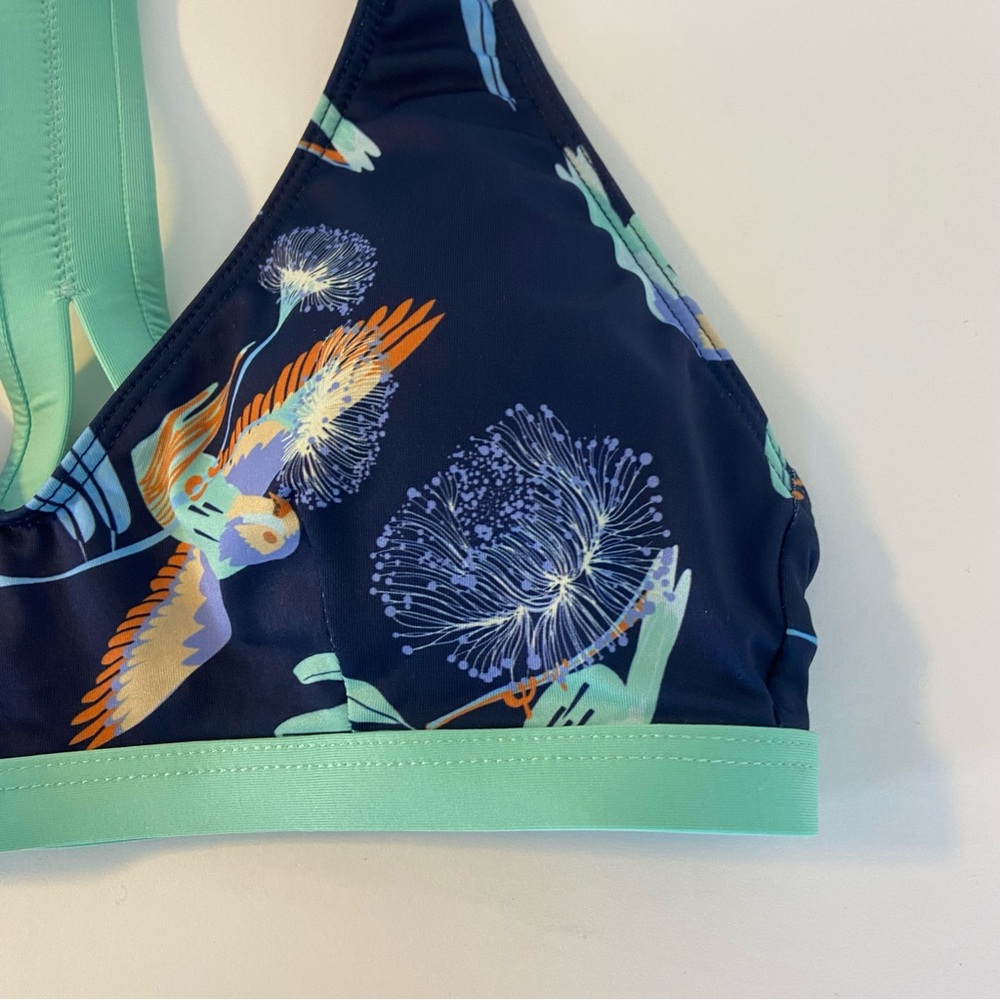 NWOT Patagonia Parrots Neo Navy Bottom Turn Bikini Top - Picture 9 of 11